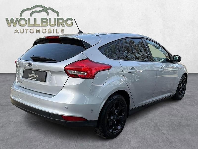 Gebraucht Ford Focus Business Edition 120 PS (88 kW) 2017 Silber Limousine