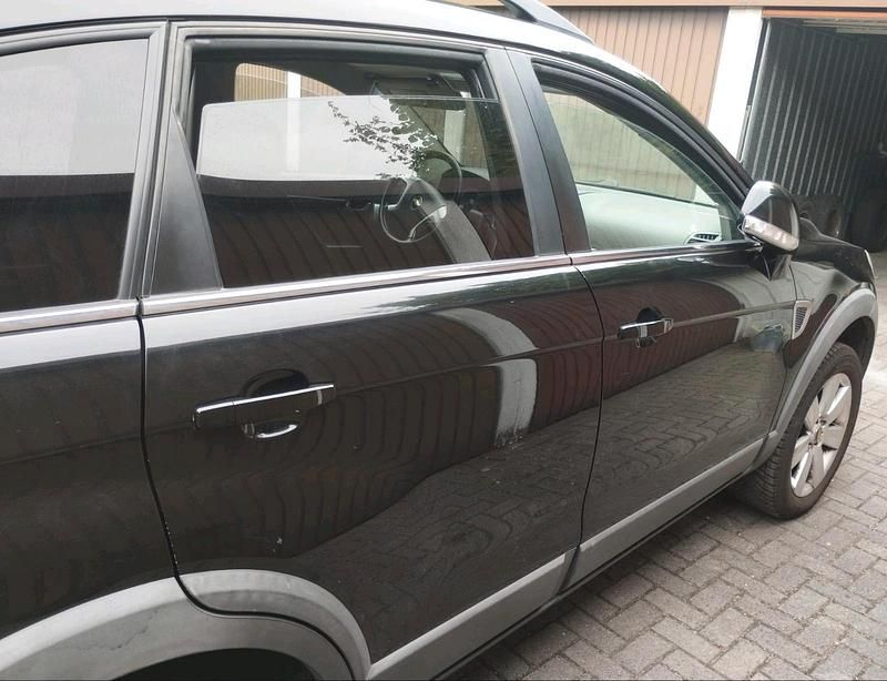 Schwarz Gebraucht 2007 Chevrolet Captiva SUV | 2.900 € (Fairer Preis) - Bild 1/4