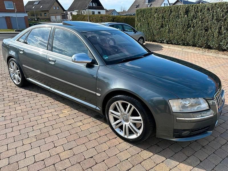 Gebraucht Audi S8 S-Line 450 PS (330 kW) 2006 Grau Limousine