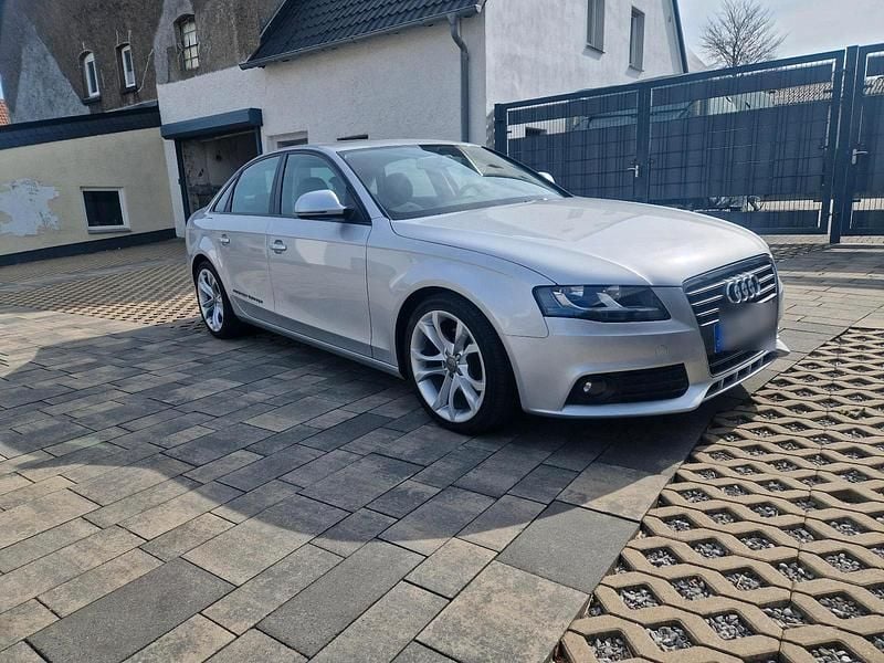 Gebraucht Audi A4 170 PS (125 kW) 2008 Silber Limousine