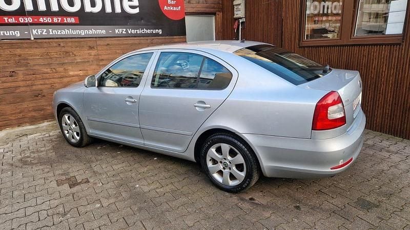 Gebraucht Skoda Octavia 160 PS (117 kW) 2010 Silber Limousine