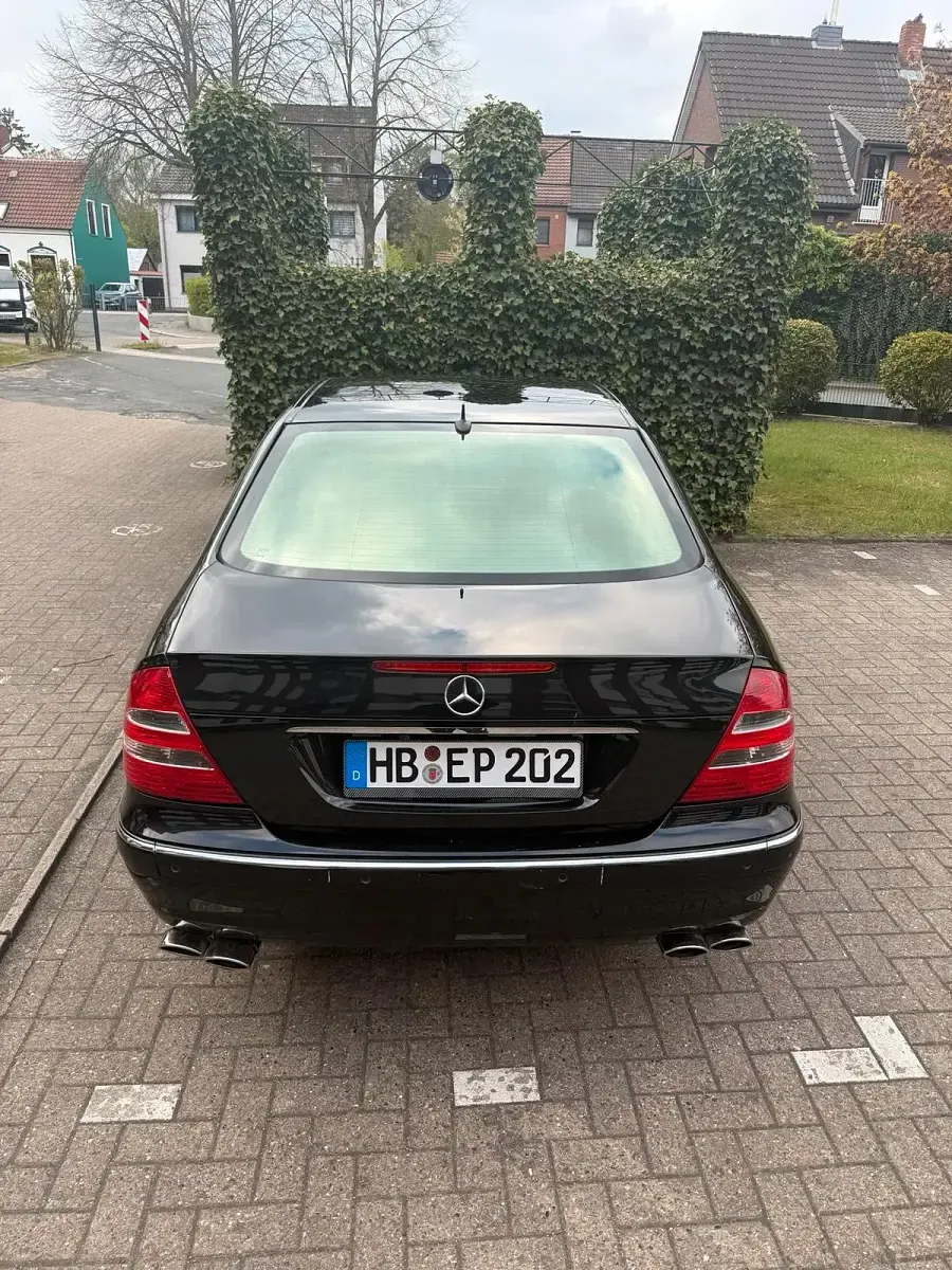 Gebraucht Mercedes E350 272 PS (200 kW) 2006 Schwarz Limousine