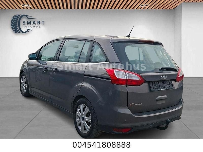 Gebraucht Ford Grand C-Max Titanium 116 PS (85 kW) 2014 Braun Van / Kleinbus