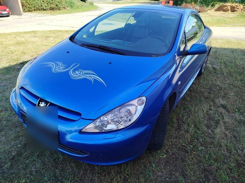 Blau Gebraucht 2005 Peugeot 307 CC Cabrio | 3.900 € (Teuer) - Bild 1/4