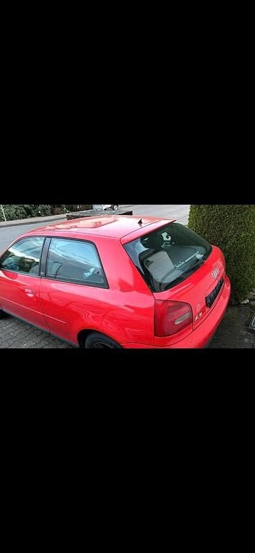 Usata Audi A3 125 CV (91 kW) 1998 Rosso Utilitaria