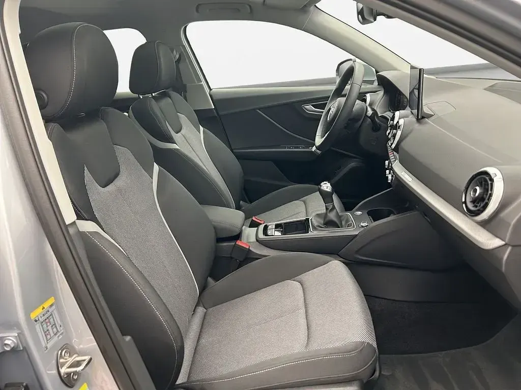 Gebraucht Audi Q2 Advanced 116 PS (85 kW) 2025 Florettsilber metallic SUV