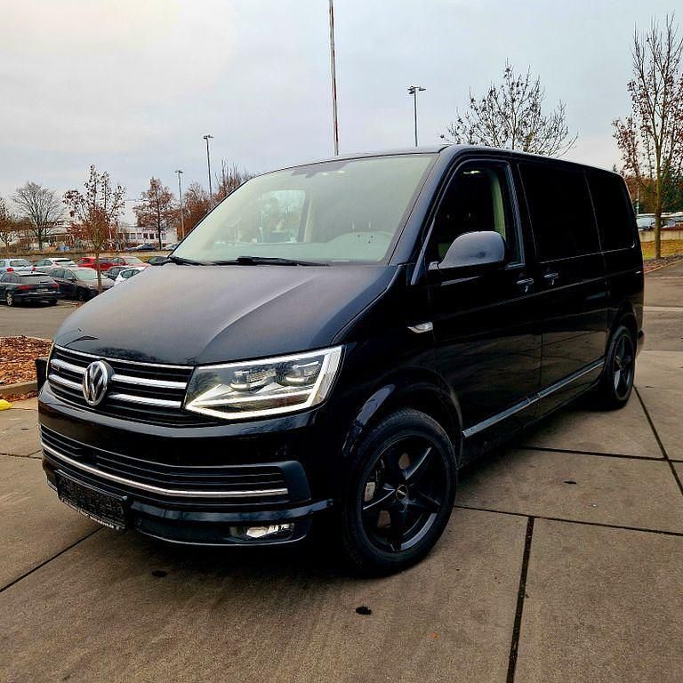 Gebraucht VW Multivan Highline 204 PS (150 kW) 2016 Schwarz Van / Kleinbus