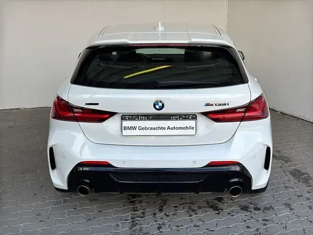 Gebraucht BMW M135 M Sport 306 PS (225 kW) 2021 Weiß Kleinwagen