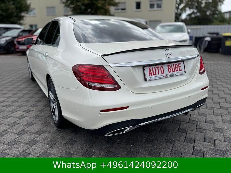 Gebraucht Mercedes E350 AMG line 286 PS (210 kW) 2019 Diamantweiss Limousine