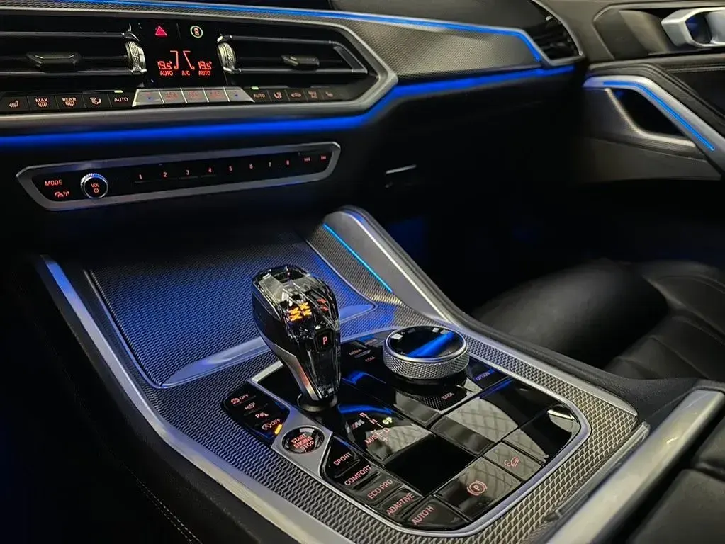 Gebraucht BMW X6 M50 Performance 530 PS (389 kW) 2021 Schwarz SUV