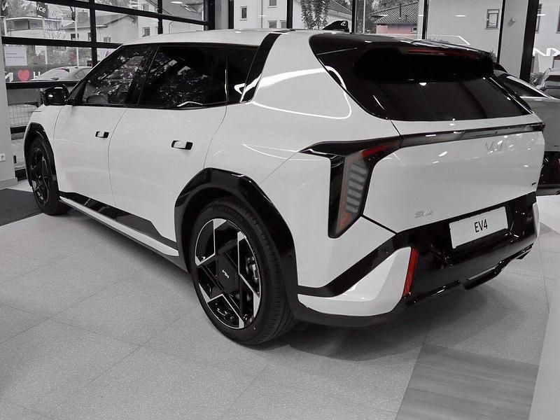 Neu Kia EV4 Comfort 150 kW (204 PS) 2025 Deluxeweiß metallic Kleinwagen