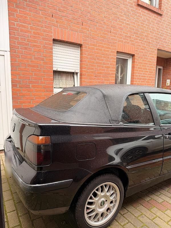 Gebraucht VW Golf Cabriolet 75 PS (55 kW) 2000 Schwarz Cabrio