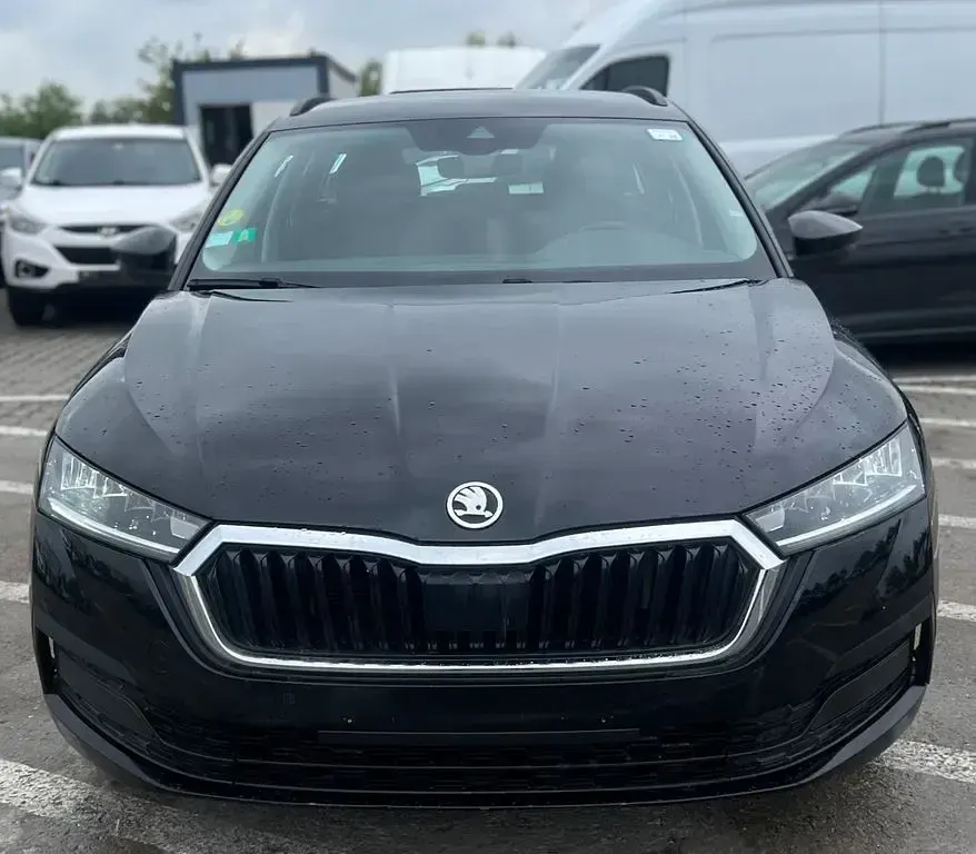 Gebraucht Skoda Octavia Ambition 150 PS (110 kW) 2023 Schwarz Kombi