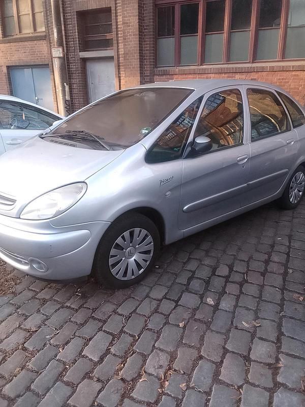 Gebraucht Citroën Xsara 115 PS (84 kW) 2003 Silber Van / Kleinbus
