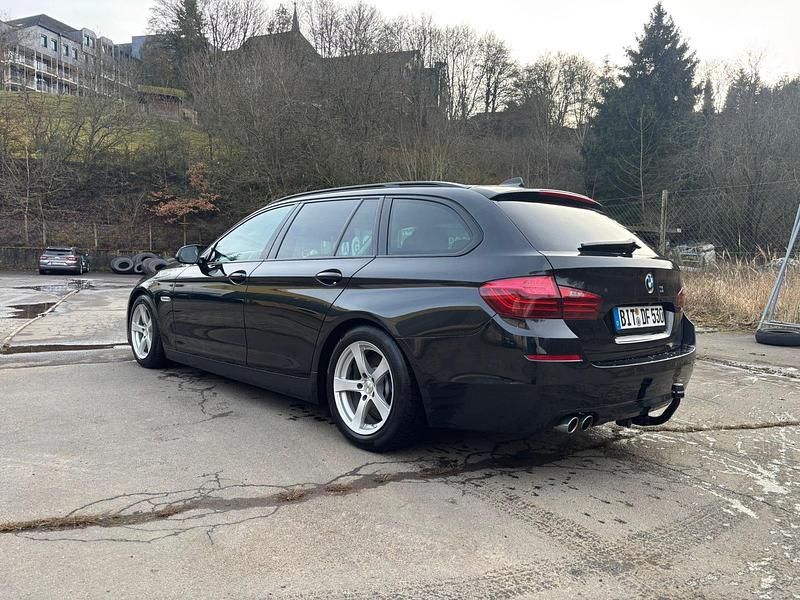 Gebraucht BMW 530 258 PS (189 kW) 2016 Schwarz Kombi