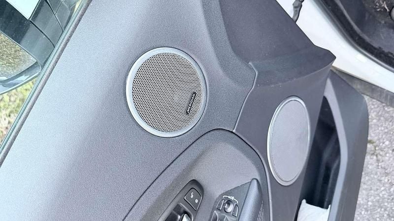 Gebraucht Land Rover Range Rover evoque Dynamic 190 PS (139 kW) 2013 Weiß SUV