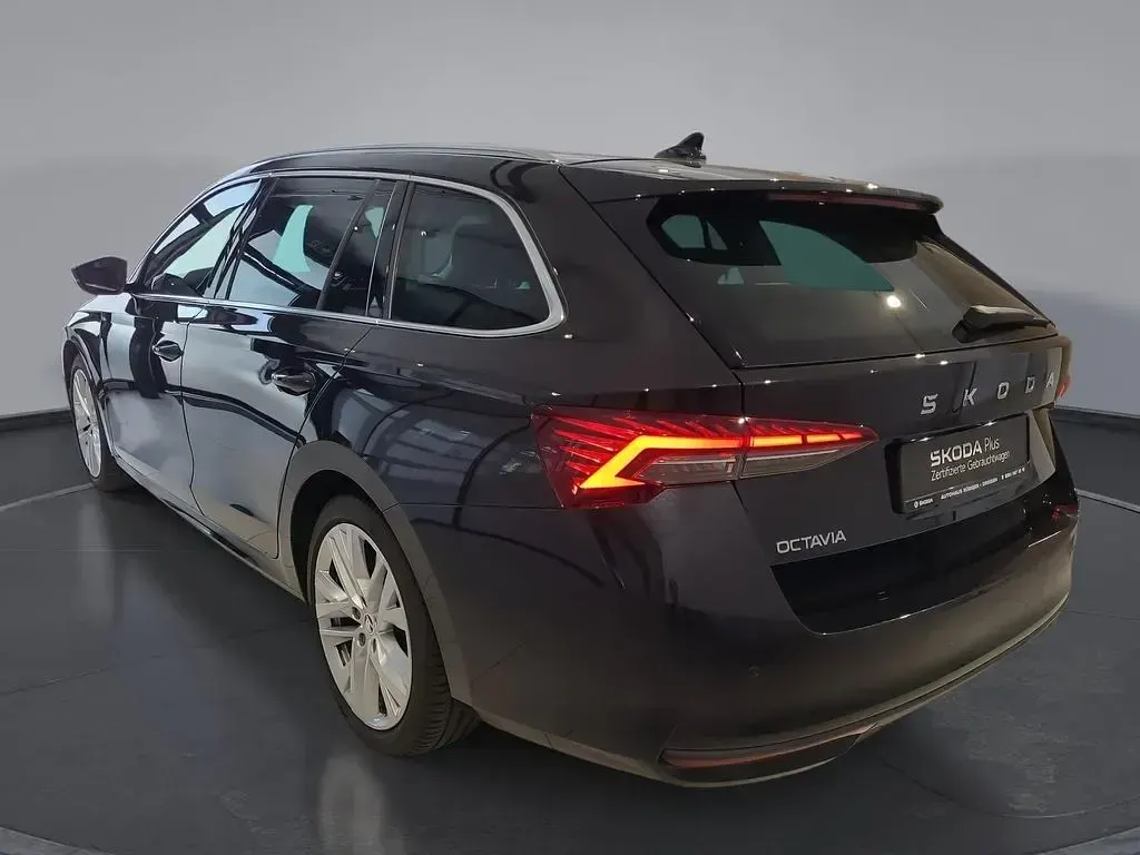 Gebraucht Skoda Octavia 150 PS (110 kW) 2024 Schwarz Kombi