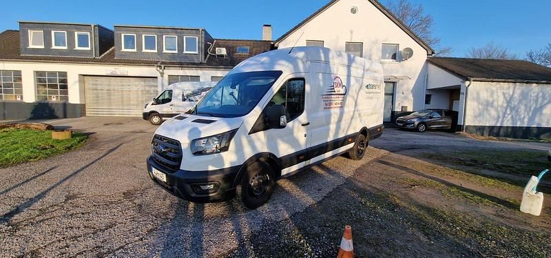 Gebraucht Ford Transit 131 PS (96 kW) 2024 Weiß Limousine
