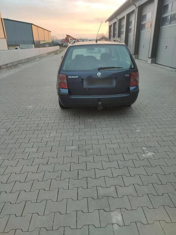 Gebraucht VW Passat 131 PS (96 kW) 2002 Kombi