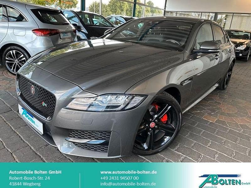 Grau Gebraucht 2018 Jaguar XF Sportbrake R-Sport Kombi | 26.890 € (Etwas zu teuer) - Bild 1/4