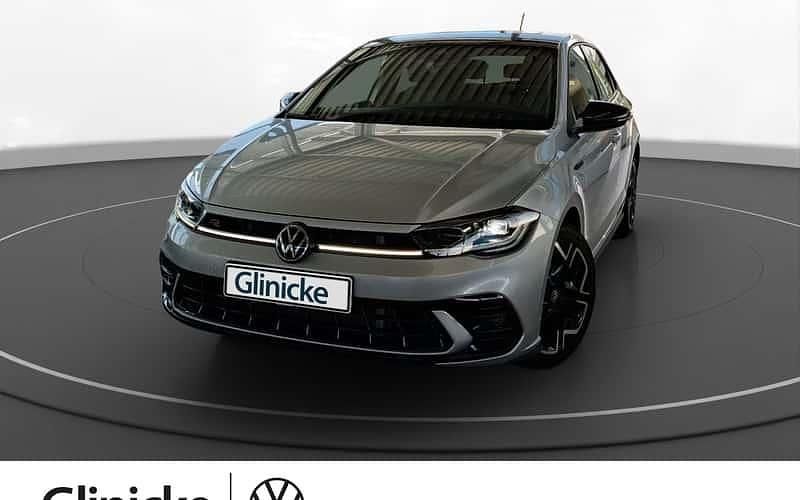 Silber Neu 2025 VW Polo R-line Limousine | 31.880 € (Teuer) - Bild 1/4
