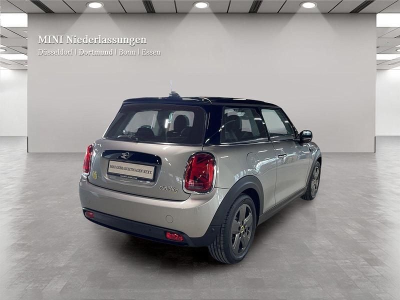 Gebraucht Mini Cooper SE 135 kW (184 PS) 2023 Grau Kleinwagen