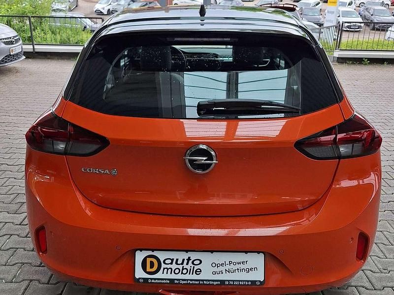 Gebraucht Opel Corsa-e 100 kW (136 PS) 2021 Power orange/dynamik orange Kleinwagen