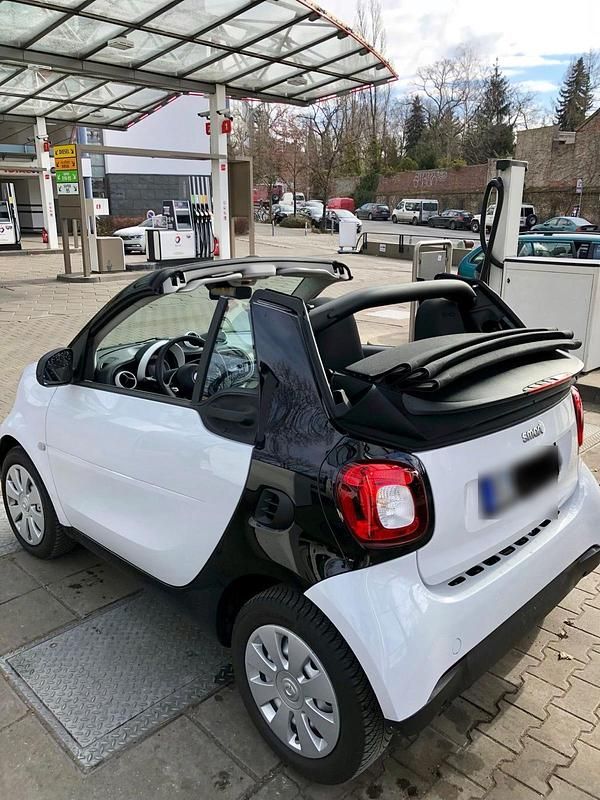 Gebraucht Smart ForTwo Cabrio 2017 Weiß Cabrio