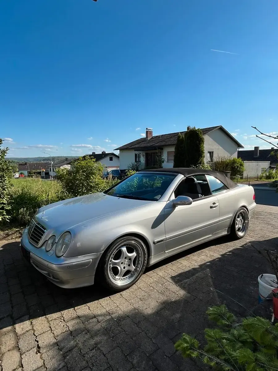 Gebraucht Mercedes CLK200 Avantgarde 136 PS (100 kW) 2000 Silber Cabrio