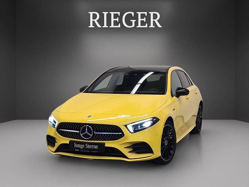 Gelb Gebraucht 2020 Mercedes A250 AMG Limousine | 24.799 € (Guter Preis) - Bild 1/4