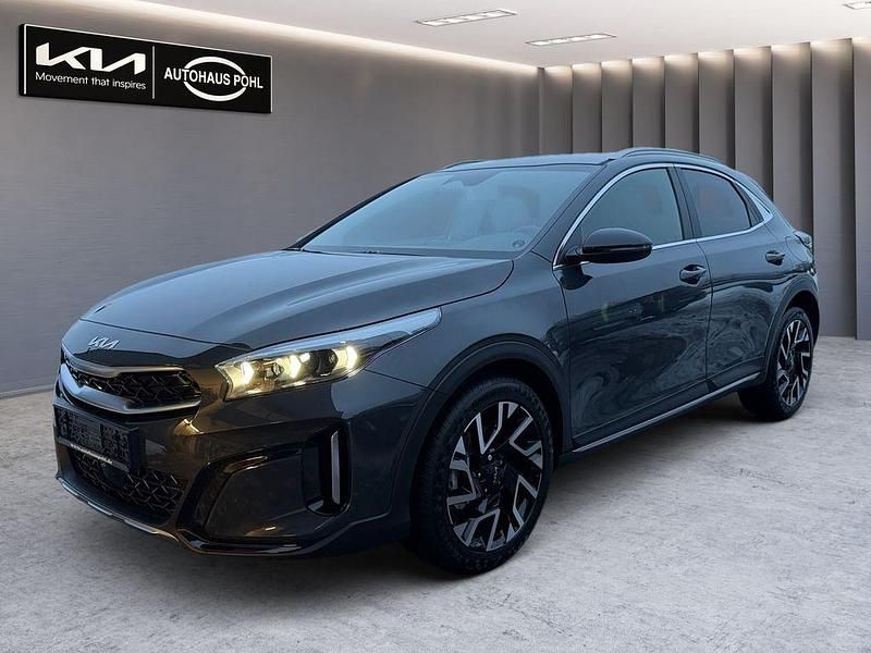 Neu Kia XCeed 150 PS (110 kW) 2026 Grau SUV