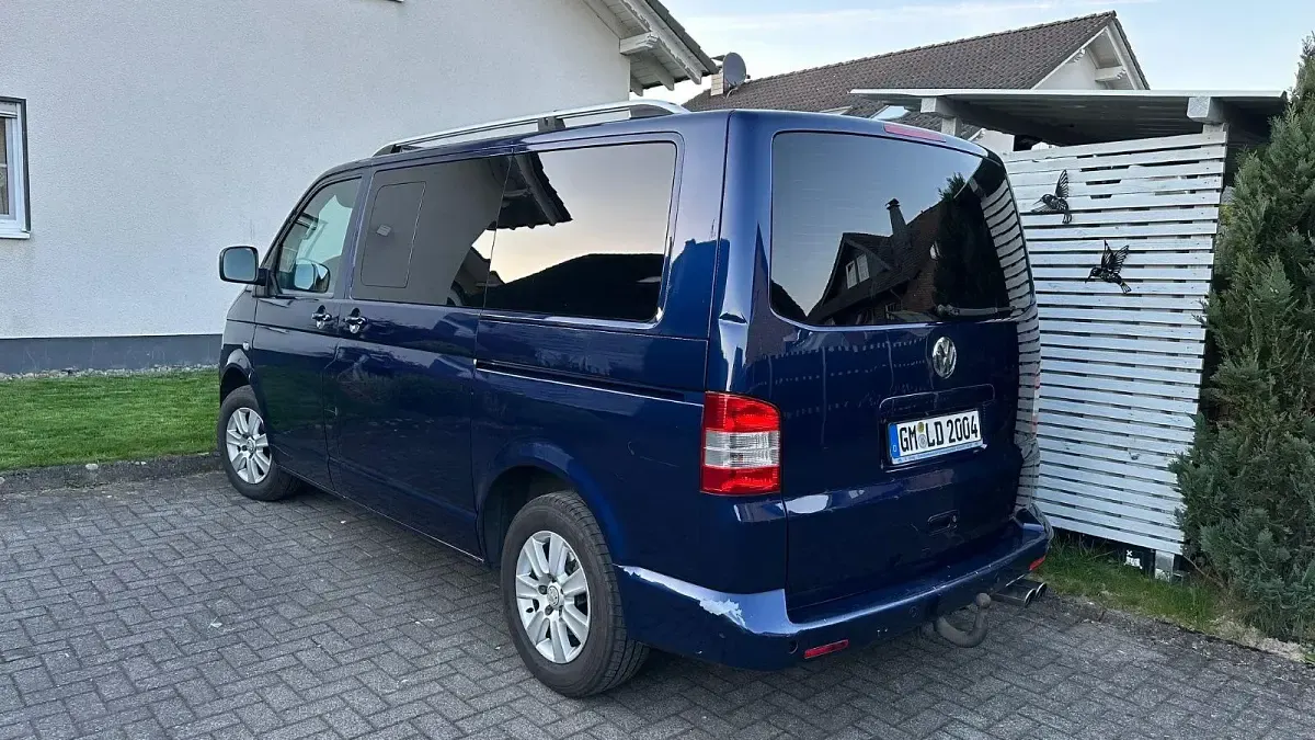 Gebraucht VW Caravelle 131 PS (96 kW) 2009 Blau Van