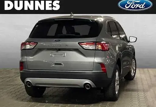 Gebraucht Ford Kuga Titanium 151 PS (111 kW) 2023 Silber SUV
