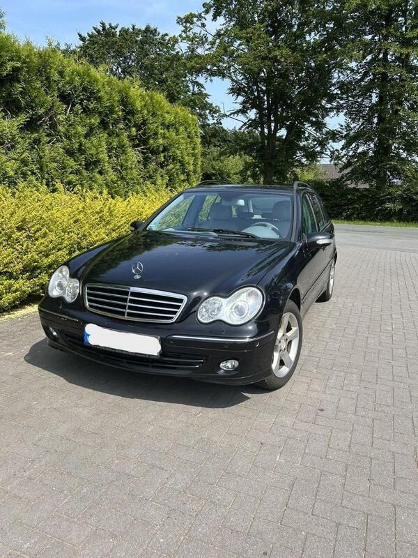 Schwarz Gebraucht 2007 Mercedes C220 Avantgarde Kombi | 2.950 € (Guter Preis) - Bild 1/4