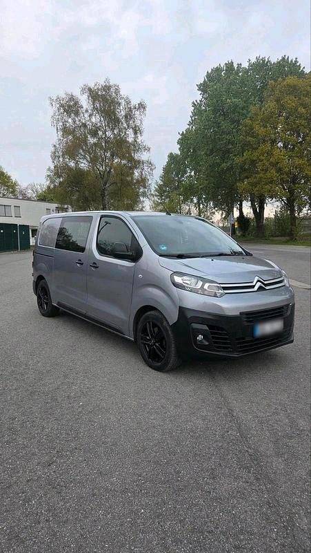 Second-hand Citroën Jumpy 180 CP (132 kW) 2020 Gri Monovolum