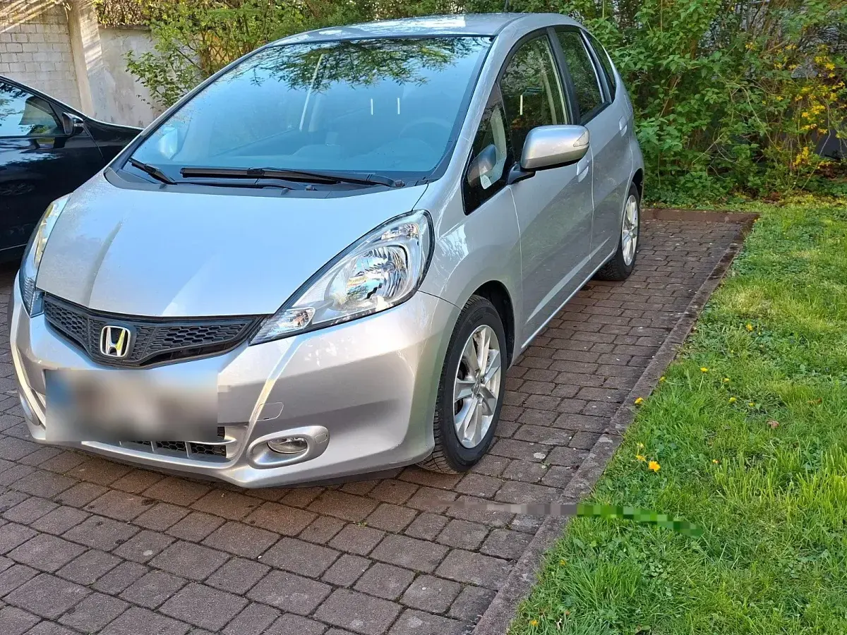 Gebraucht Honda Jazz 98 PS (72 kW) 2011 Silber Kleinwagen