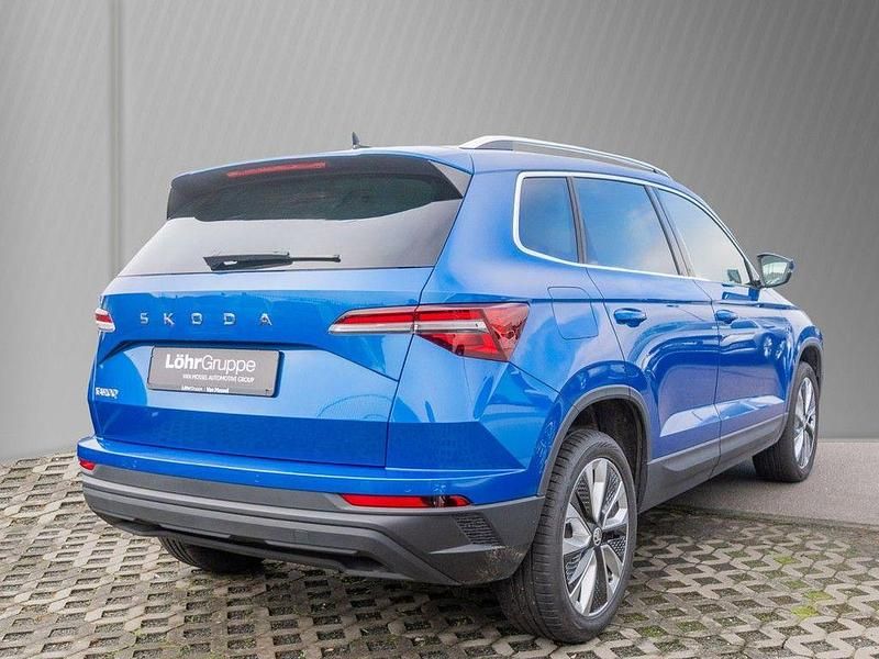 Gebraucht Skoda Karoq Selection 150 PS (110 kW) 2024 Blau SUV