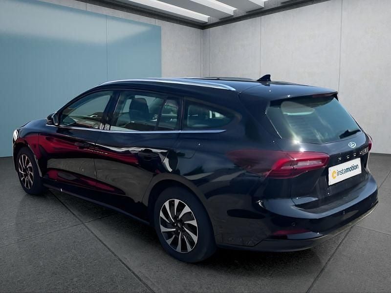 Neu Ford Focus 125 PS (91 kW) 2025 Schwarz Kombi