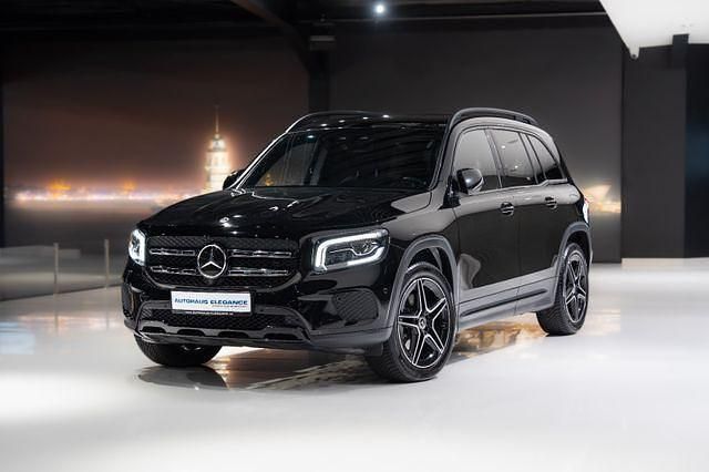 Nachtschwarz unilack Gebraucht 2020 Mercedes GLB220 Business SUV | 34.980 € (Fairer Preis) - Bild 1/4