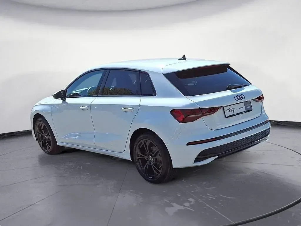 Neu Audi A3 Advanced 150 PS (110 kW) 2026 Weiß Limousine