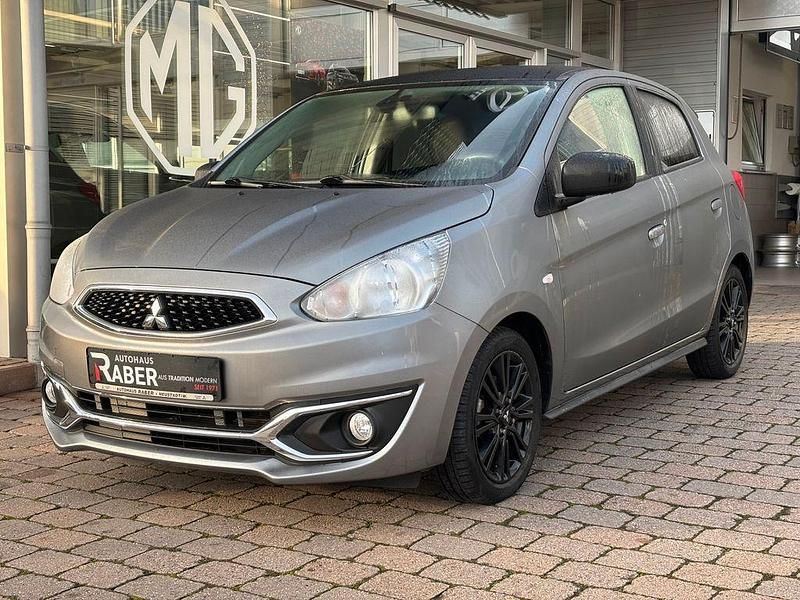 Grau Gebraucht 2020 Mitsubishi Space Star Diamant Edition Limousine | 10.790 € (Fairer Preis) - Bild 1/4