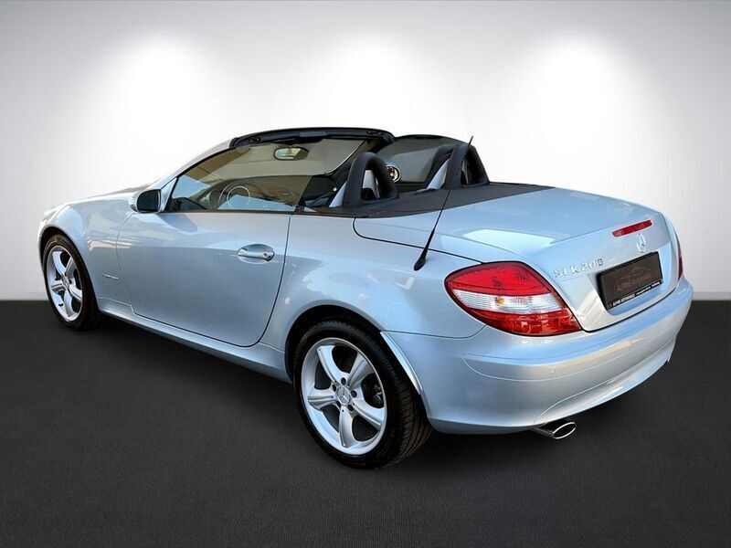 Gebraucht Mercedes SLK200 163 PS (119 kW) 2008 Silber Cabrio