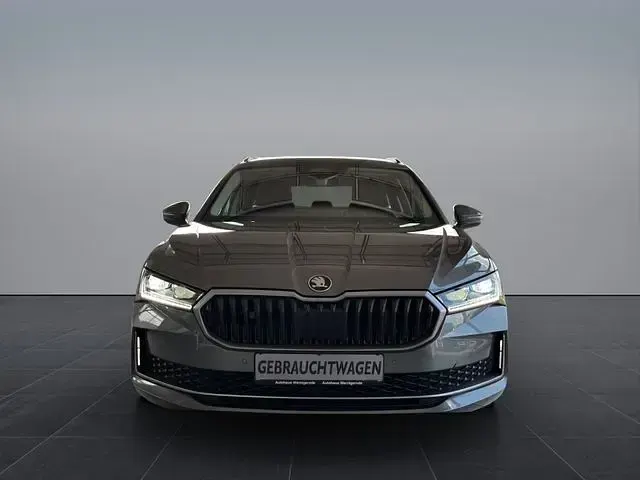 Gebraucht Skoda Superb SE L 150 PS (110 kW) 2024 Kombi