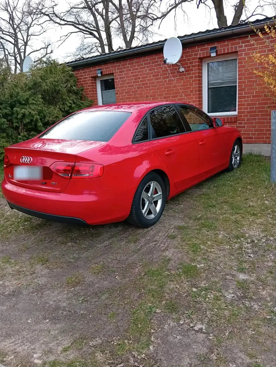 Usata Audi A4 160 CV (117 kW) 2009 Rosso Berlina