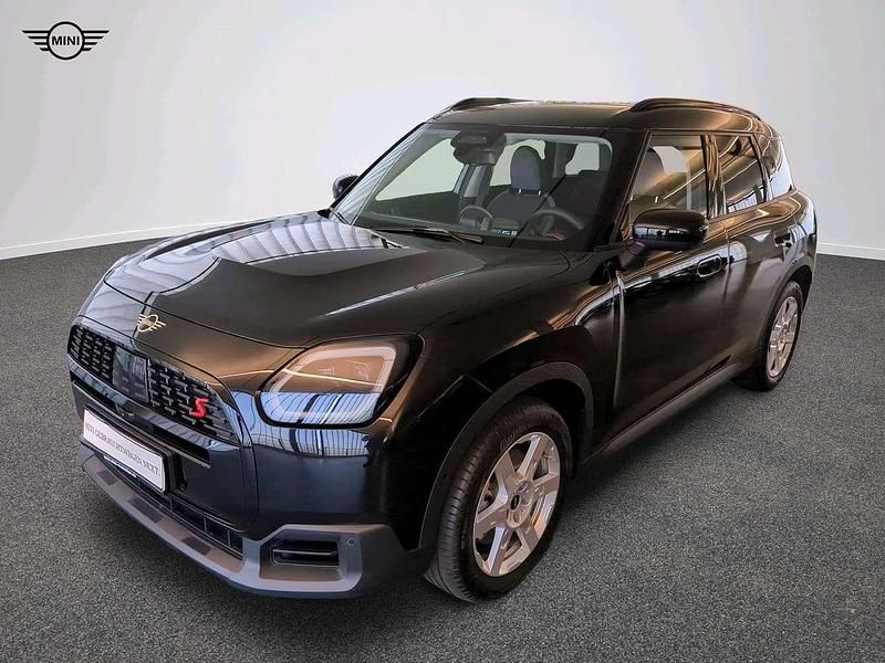 Schwarz Gebraucht 2024 Mini Countryman Classic SUV | 43.560 € - Bild 1/4