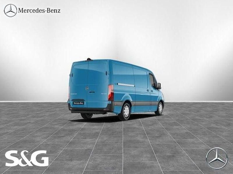 Gebraucht Mercedes Sprinter 150 PS (110 kW) 2025 Blau Van