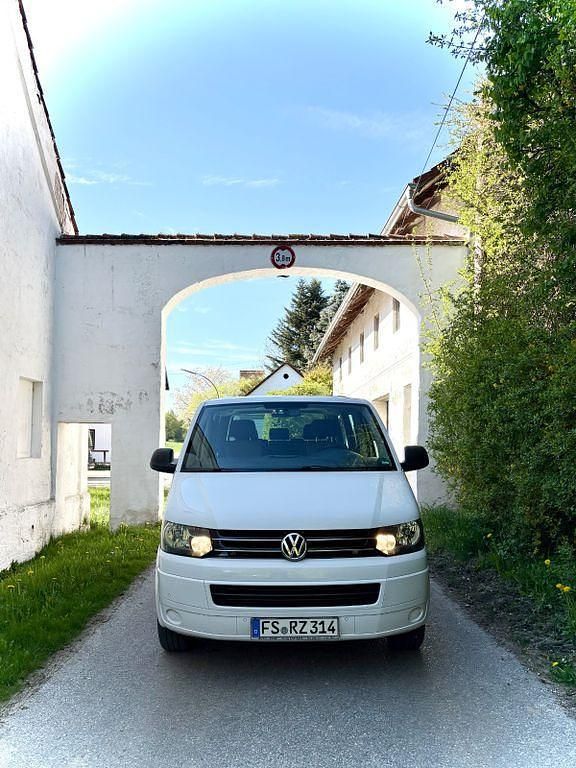 Gebraucht VW T5 102 PS (75 kW) 2011 Weiß Van