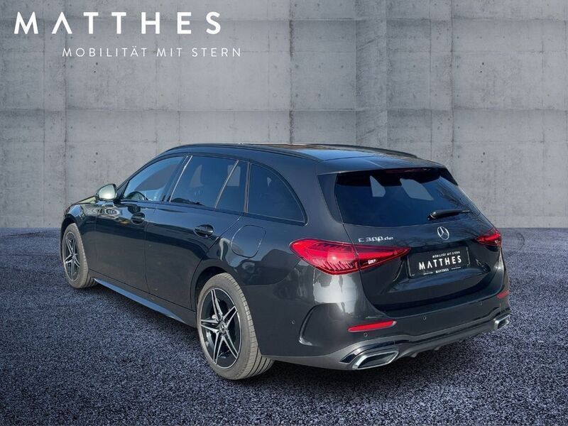Gebraucht Mercedes C300e AMG 197 PS (144 kW) 2024 Grau Kombi