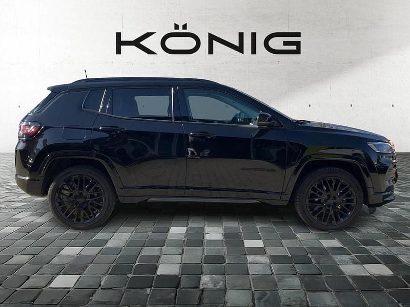 Gebraucht Jeep Compass 131 PS (96 kW) 2023 Schwarz SUV