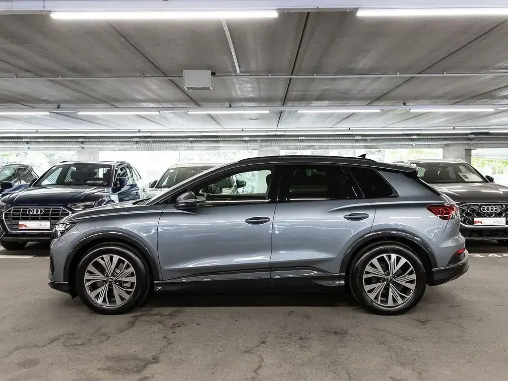 Gebraucht Audi Q4 e-tron Ambiente 210 kW (286 PS) 2025 Geysirblau metallic SUV
